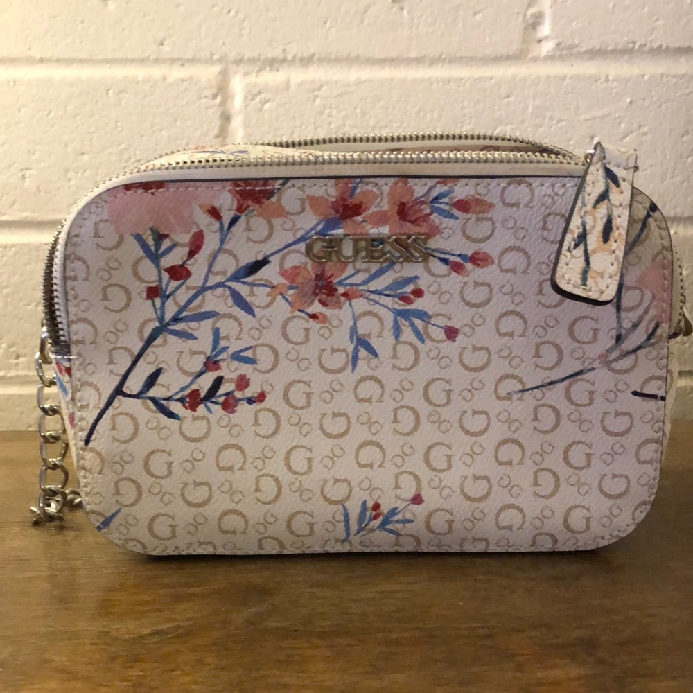 Guess purse